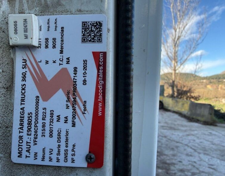 RENAULT LANDER 410.26. 